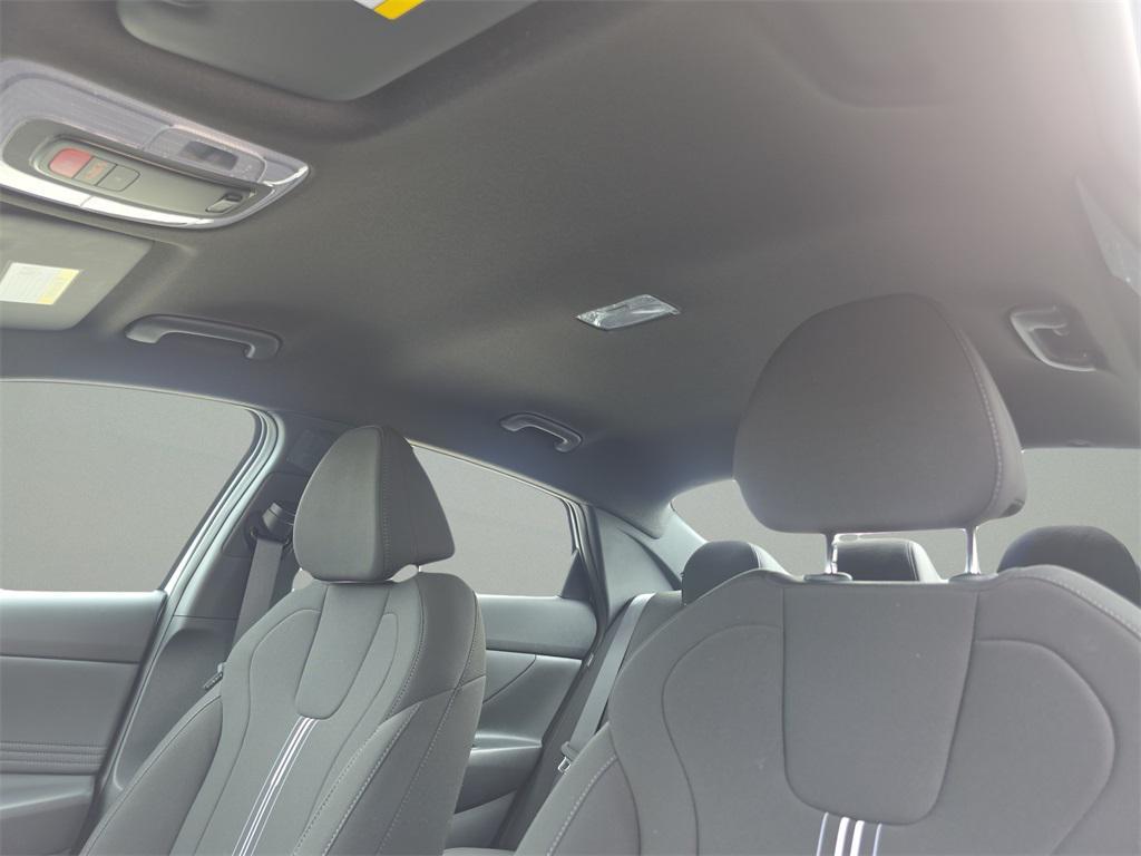 new 2025 Hyundai ELANTRA HEV car, priced at $26,663