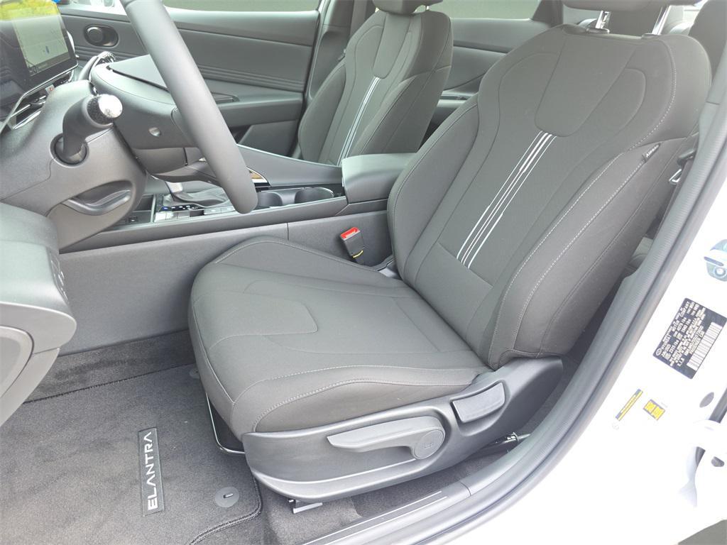 new 2025 Hyundai ELANTRA HEV car, priced at $26,663