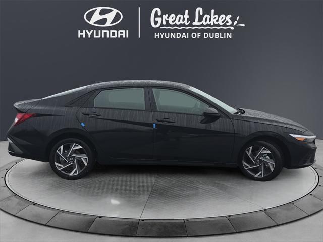 new 2025 Hyundai Elantra car, priced at $23,337