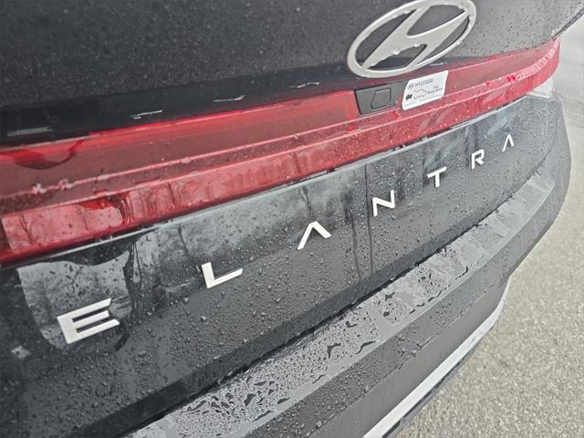 new 2025 Hyundai Elantra car, priced at $23,337