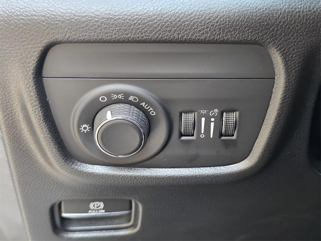 used 2022 Jeep Grand Cherokee L car, priced at $26,966