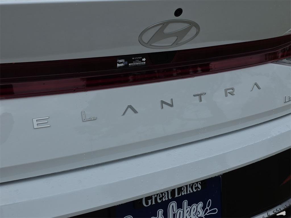 new 2025 Hyundai Elantra car, priced at $27,484