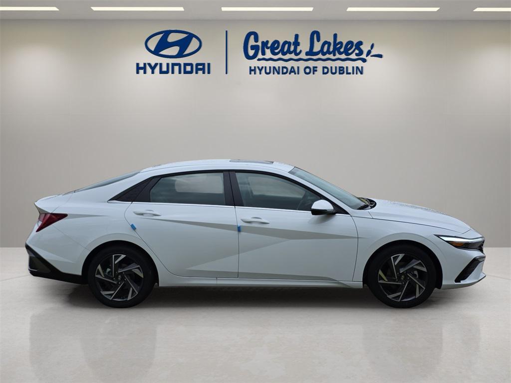 new 2025 Hyundai Elantra car, priced at $27,484