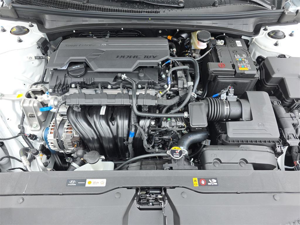new 2025 Hyundai Elantra car, priced at $27,484