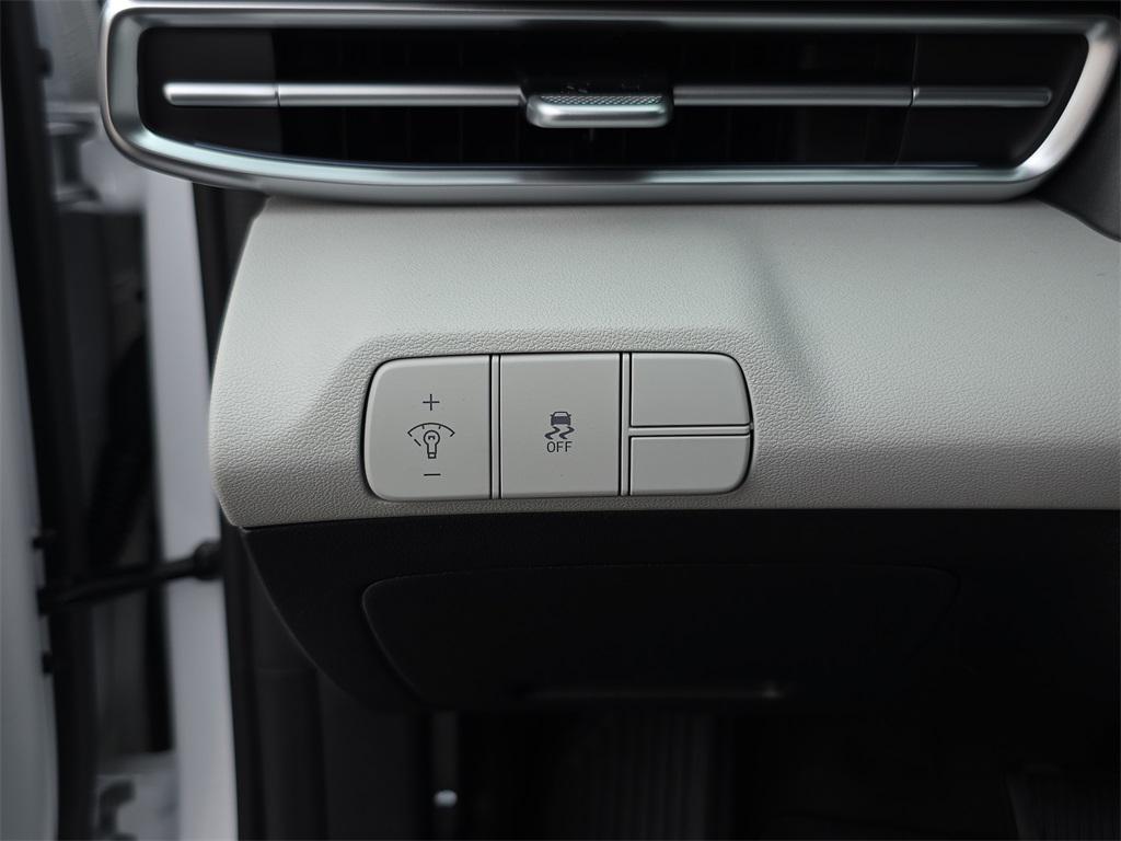 new 2025 Hyundai Elantra car, priced at $27,484