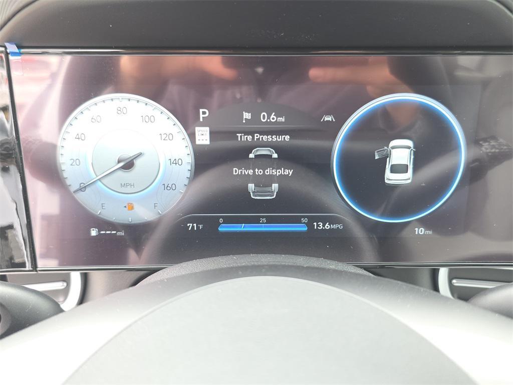 new 2025 Hyundai Elantra car, priced at $27,484