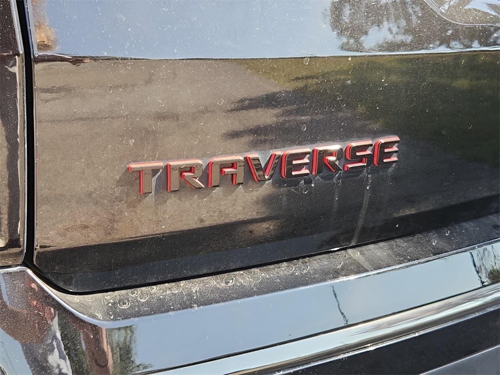 used 2023 Chevrolet Traverse car, priced at $37,766