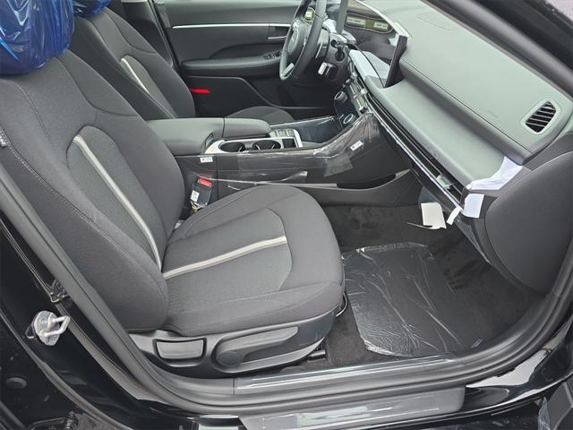 new 2025 Hyundai Sonata car, priced at $30,017