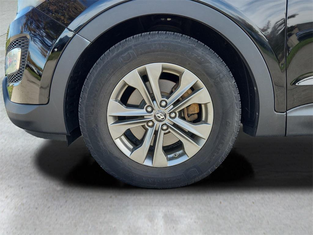 used 2013 Hyundai Santa Fe car, priced at $6,166