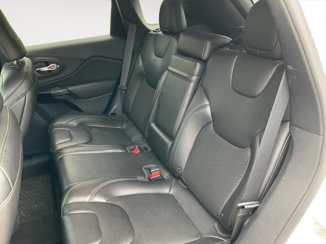 used 2019 Jeep Cherokee car, priced at $17,266