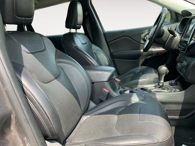 used 2019 Jeep Cherokee car, priced at $9,966
