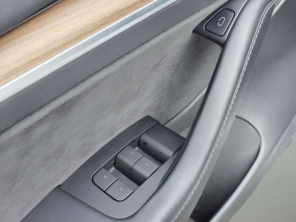 used 2022 Tesla Model 3 car, priced at $27,266