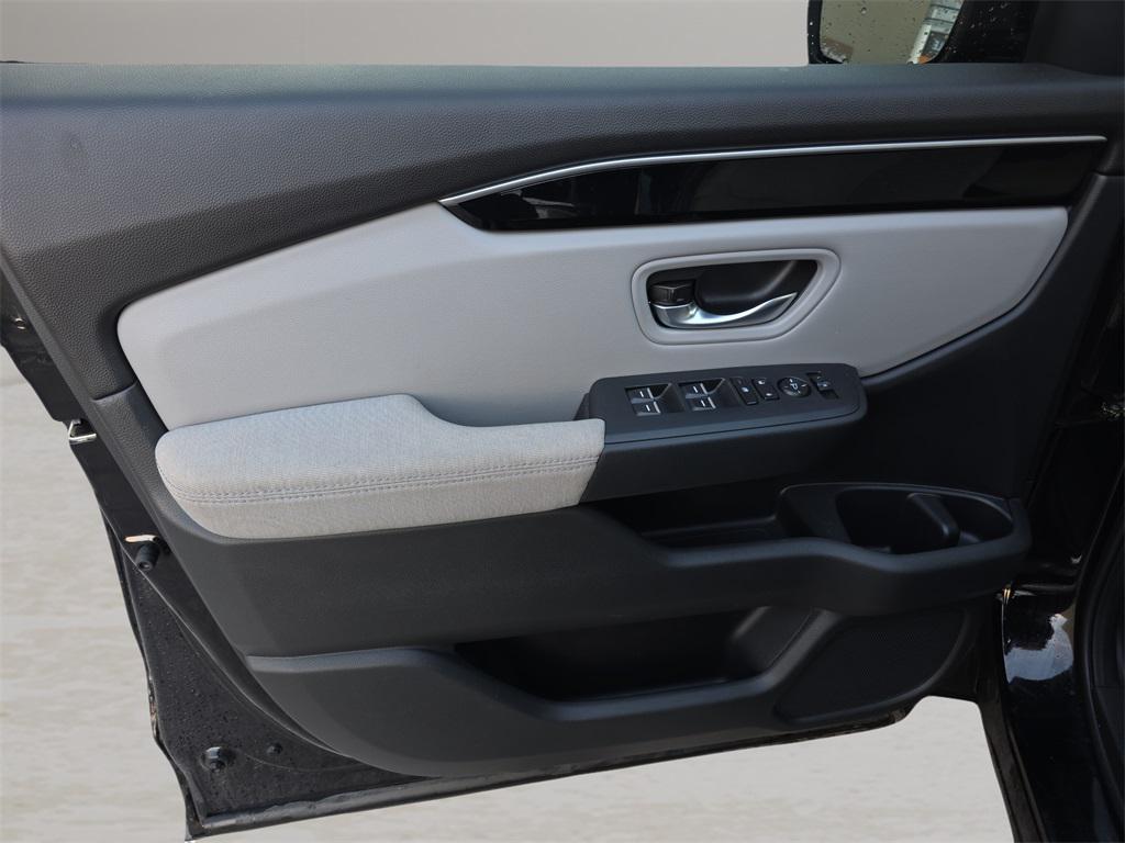 used 2023 Honda Pilot car, priced at $30,766