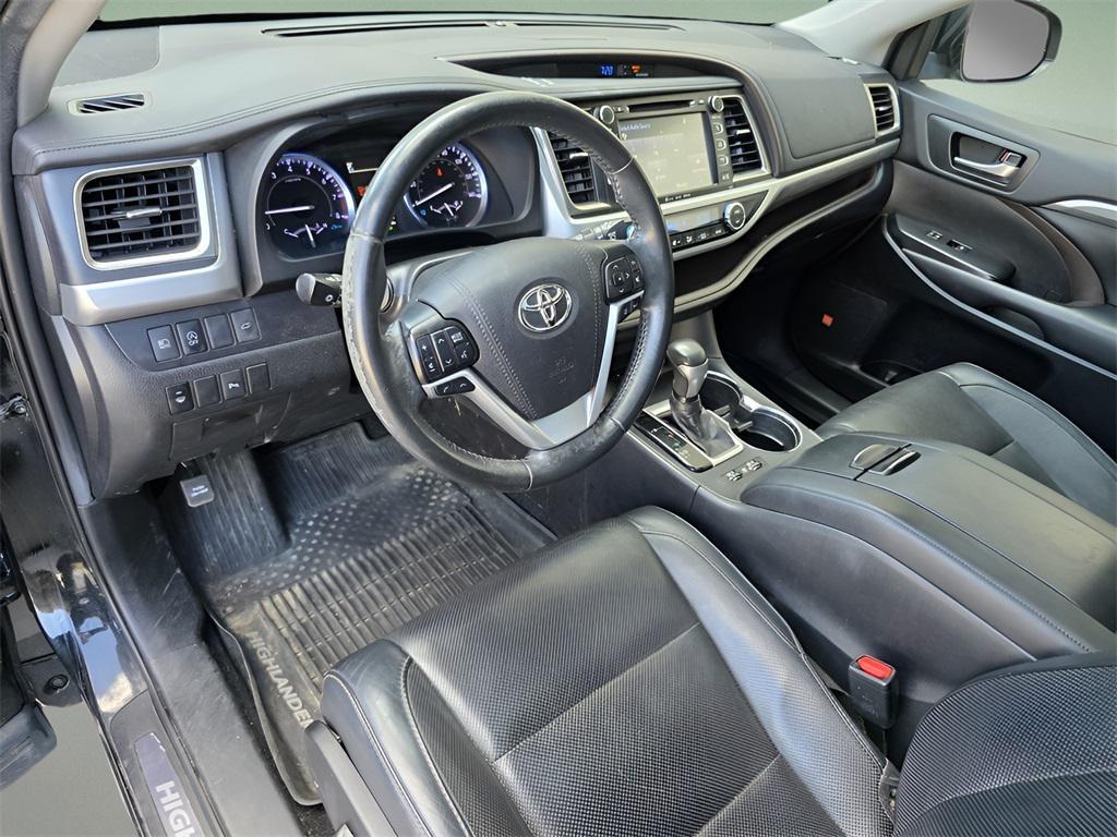 used 2019 Toyota Highlander car, priced at $22,866