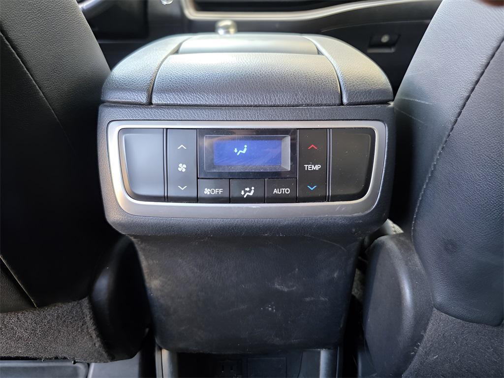 used 2019 Toyota Highlander car, priced at $22,866