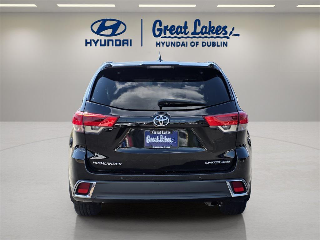 used 2019 Toyota Highlander car, priced at $22,866