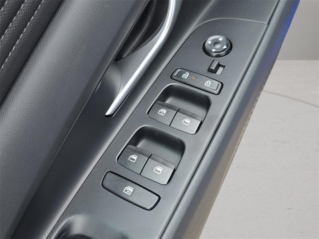 new 2025 Hyundai ELANTRA HEV car, priced at $28,458