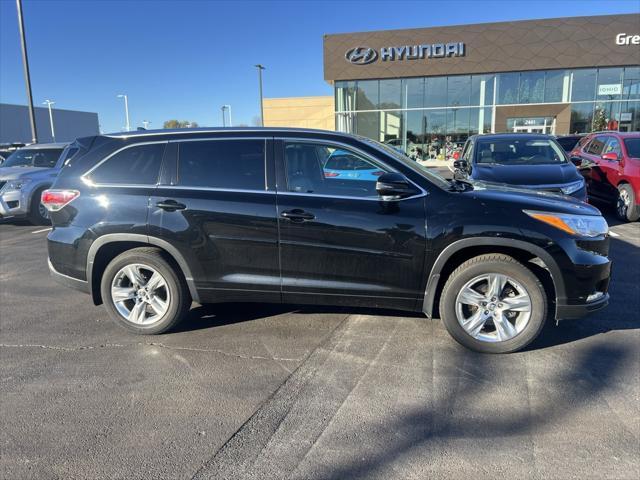 used 2016 Toyota Highlander car, priced at $20,966