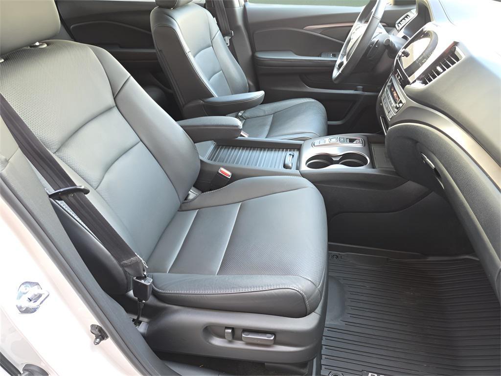 used 2022 Honda Passport car, priced at $29,966