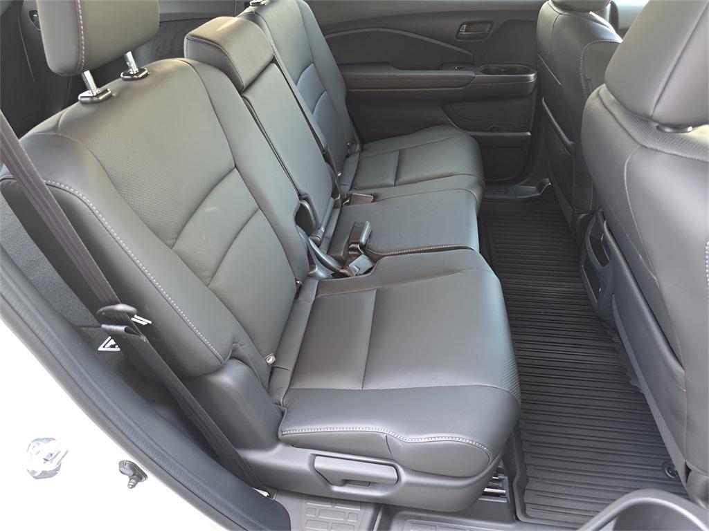 used 2022 Honda Passport car, priced at $29,966