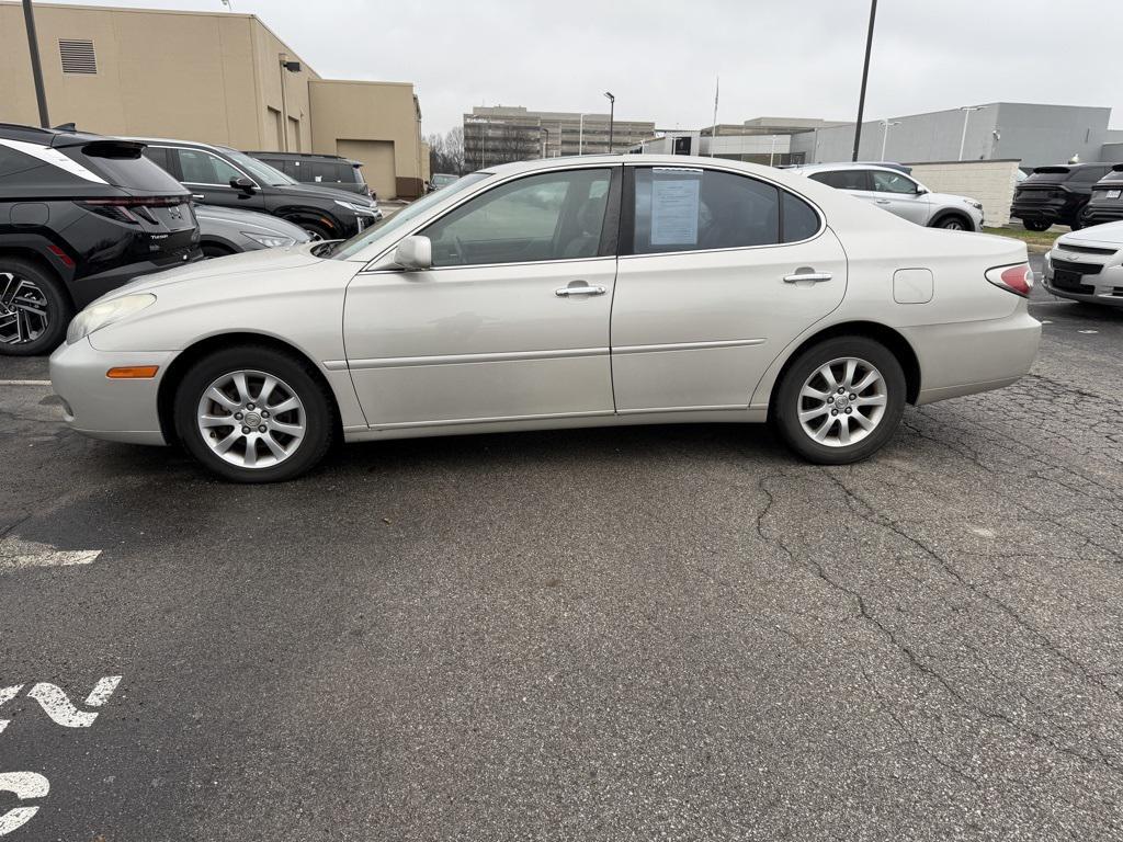 used 2004 Lexus ES 330 car, priced at $2,966