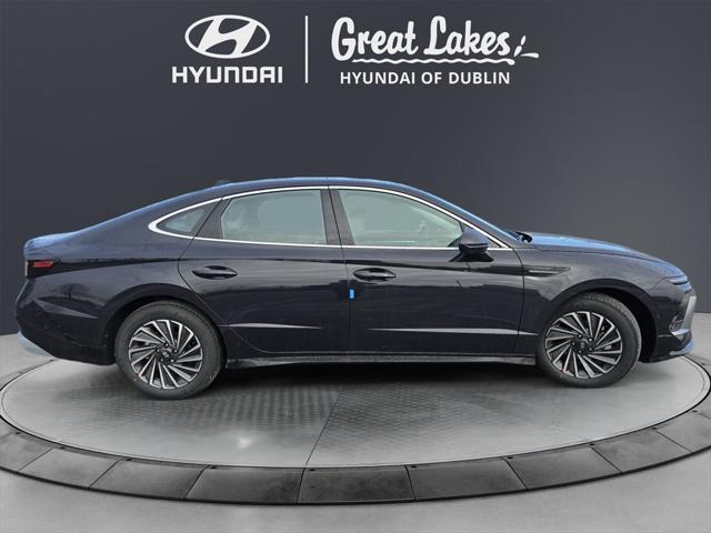 new 2025 Hyundai Sonata Hybrid car, priced at $35,977