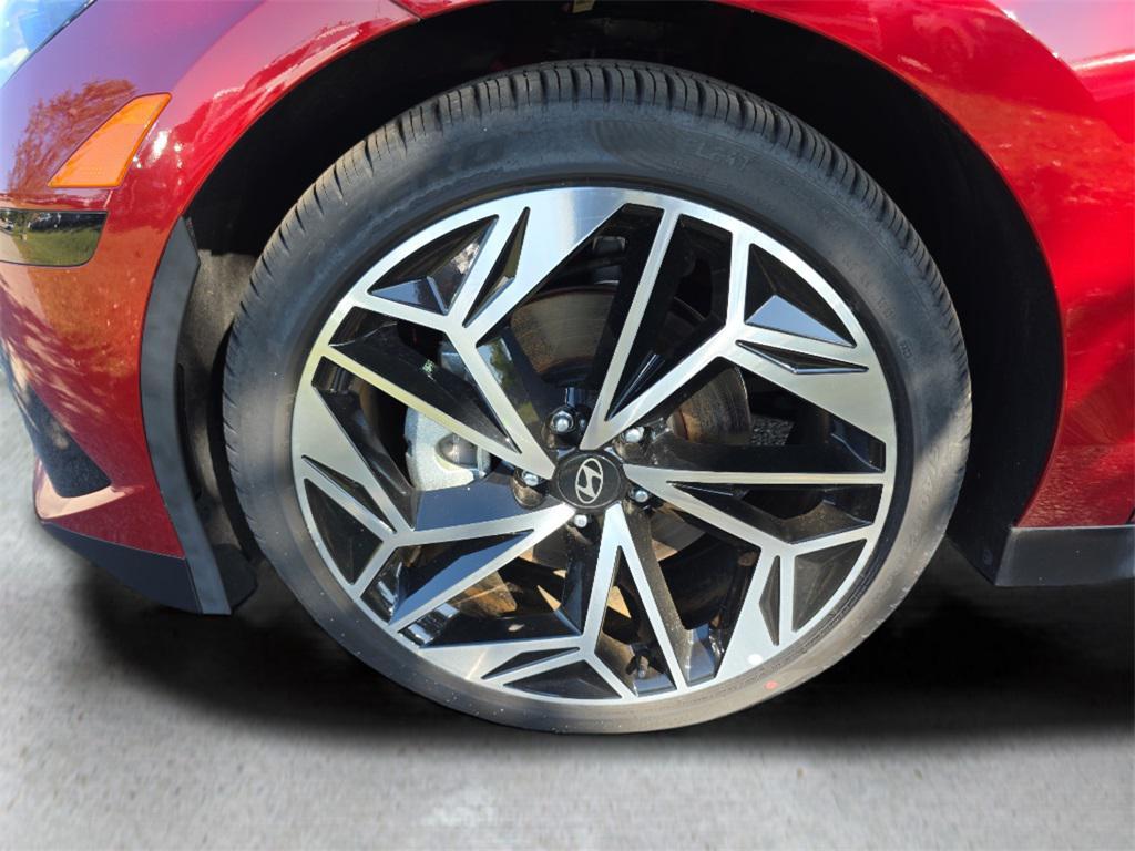 new 2023 Hyundai IONIQ 6 car, priced at $39,997