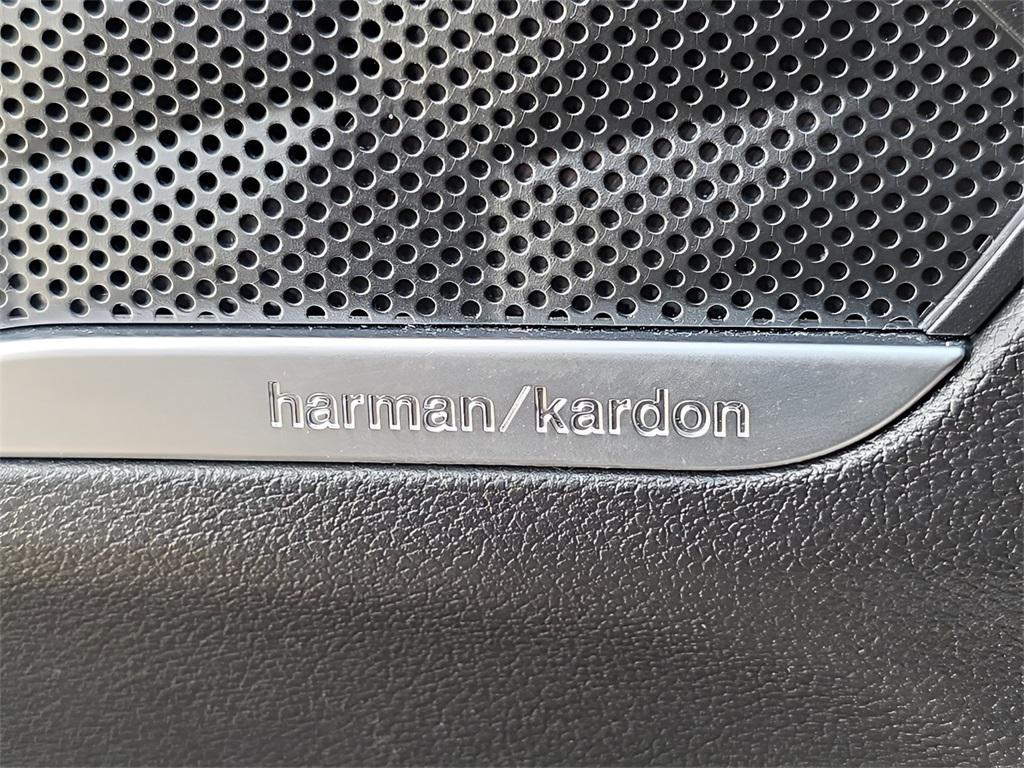 used 2022 Hyundai Santa Fe car, priced at $22,166