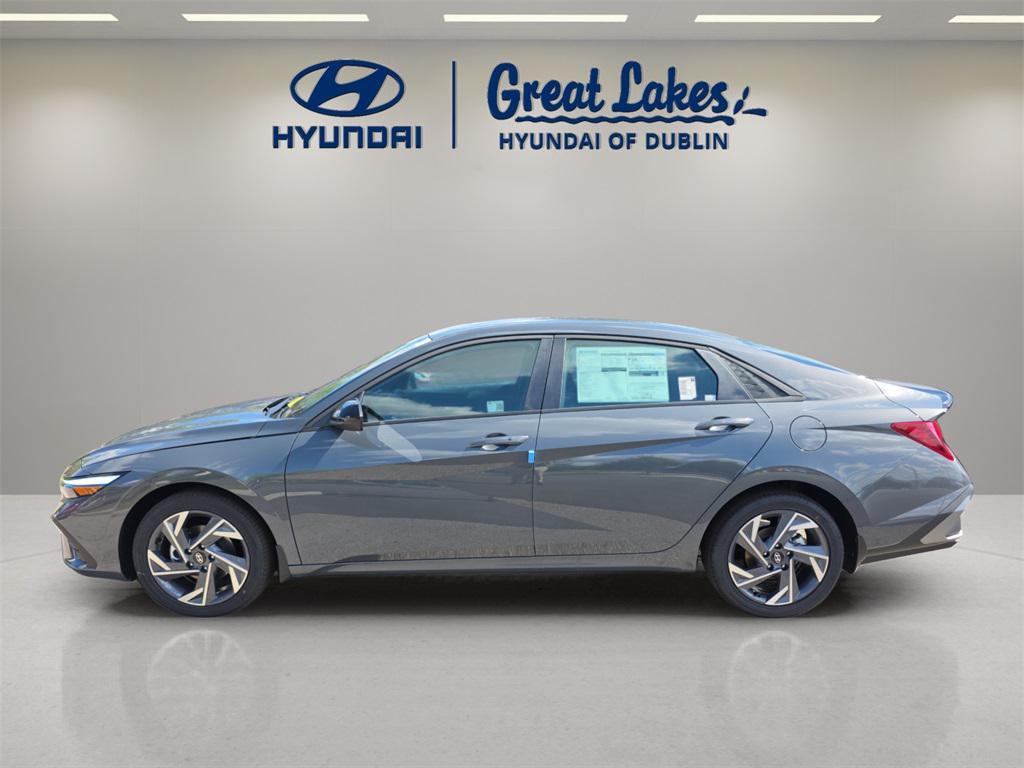used 2025 Hyundai Elantra car, priced at $20,366
