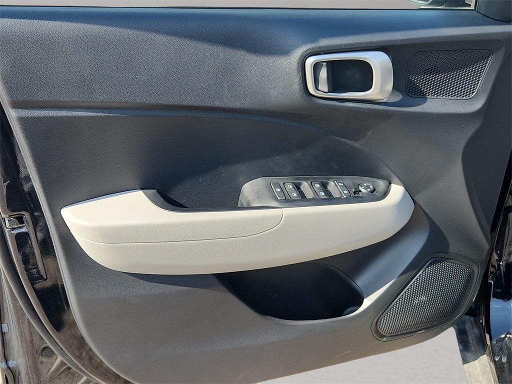 used 2025 Hyundai Venue car, priced at $20,466