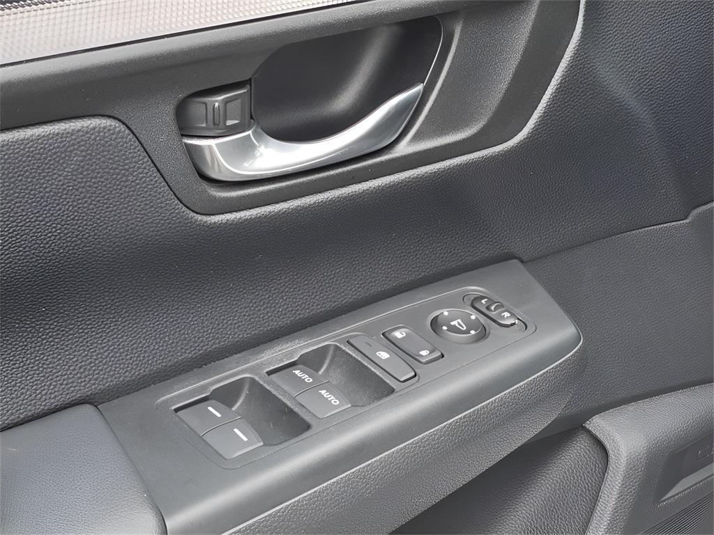 used 2023 Honda CR-V car, priced at $27,566