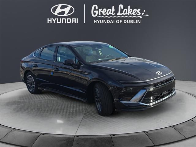 new 2025 Hyundai Sonata Hybrid car, priced at $32,665