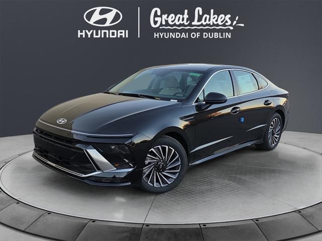 new 2025 Hyundai Sonata Hybrid car, priced at $32,680