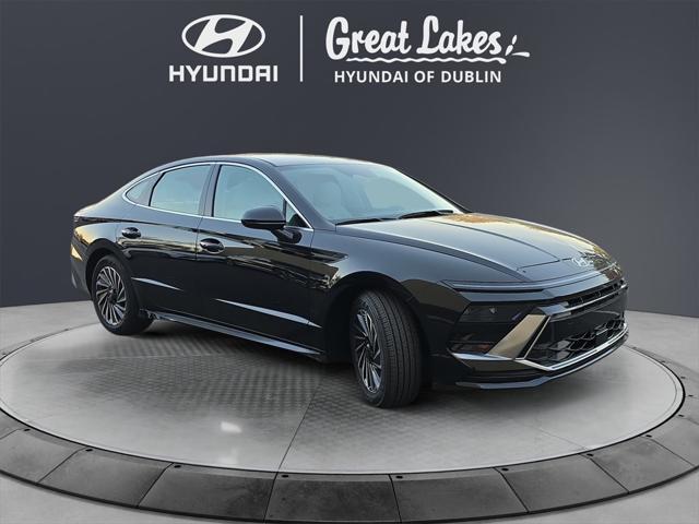 new 2025 Hyundai Sonata Hybrid car, priced at $32,680