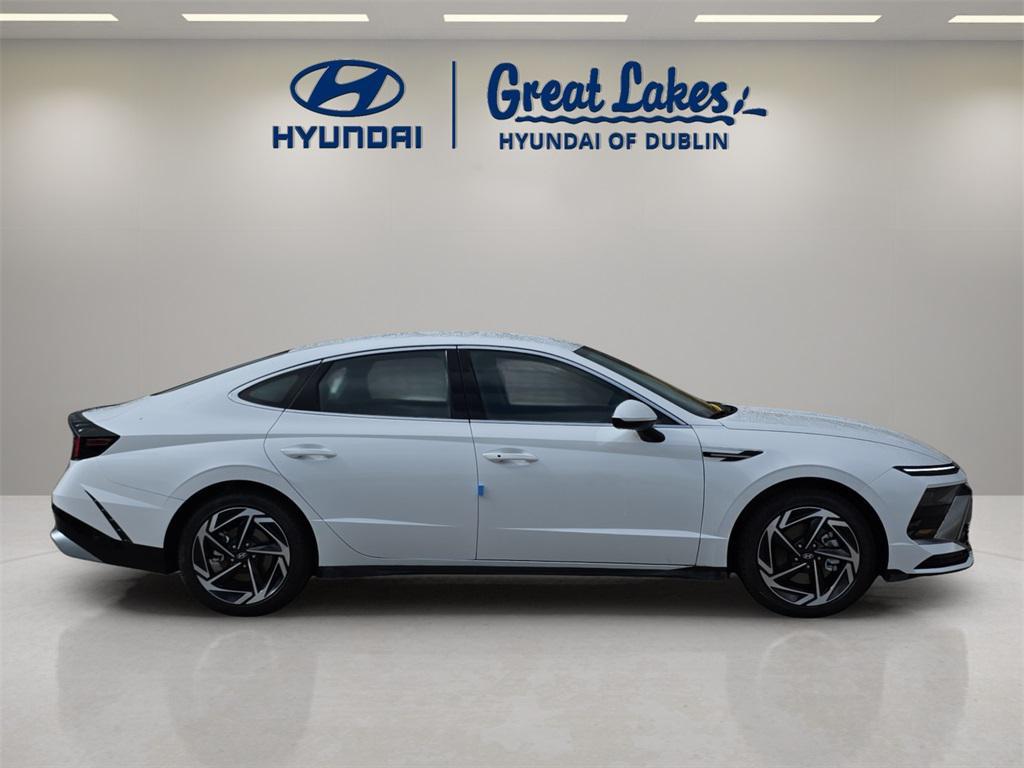 new 2026 Hyundai Sonata car, priced at $29,175