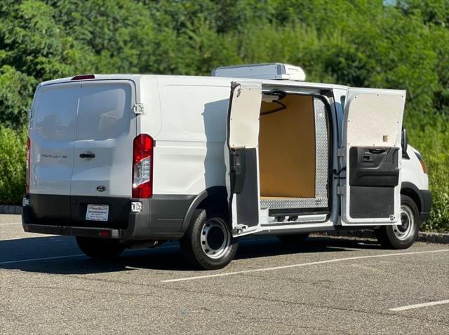 used 2017 Ford Transit-150 car