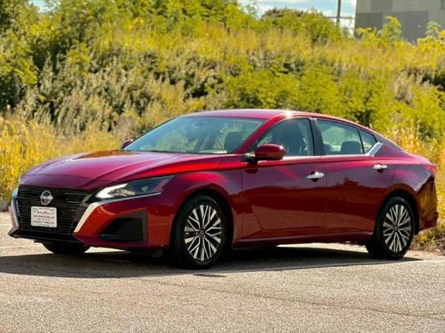 used 2023 Nissan Altima car, priced at $19,987