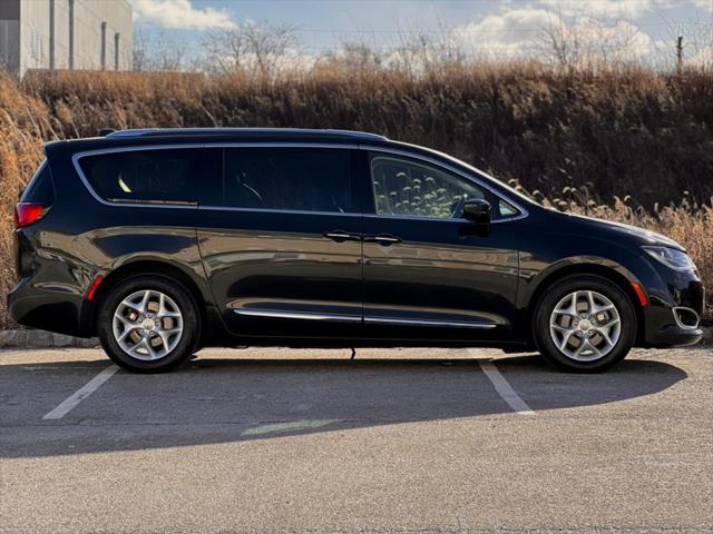 used 2017 Chrysler Pacifica car, priced at $16,987