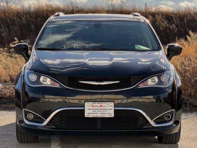 used 2017 Chrysler Pacifica car, priced at $16,987