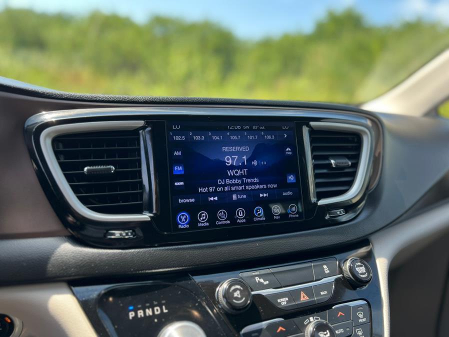 used 2017 Chrysler Pacifica car, priced at $13,727