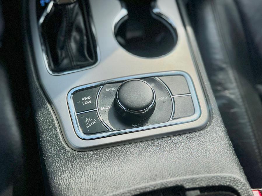used 2018 Jeep Grand Cherokee car, priced at $13,987