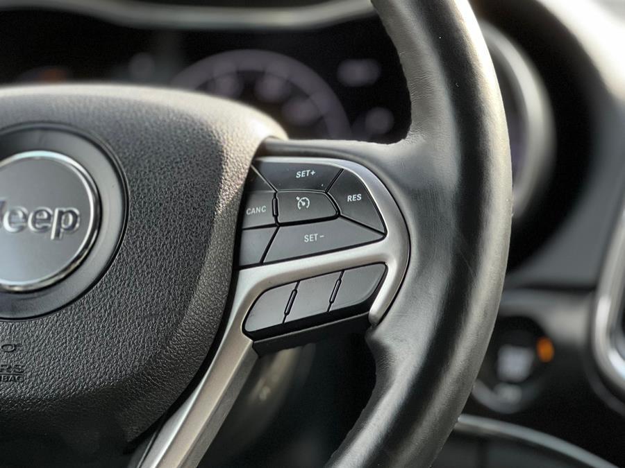 used 2018 Jeep Grand Cherokee car, priced at $13,987