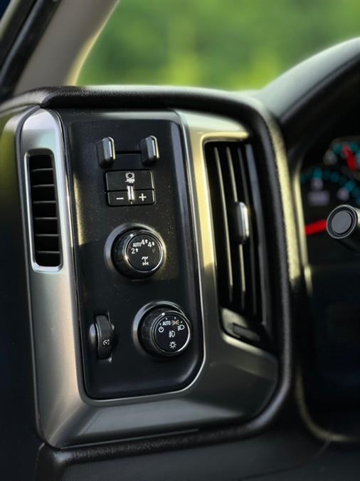 used 2019 Chevrolet Silverado 1500 car, priced at $19,987