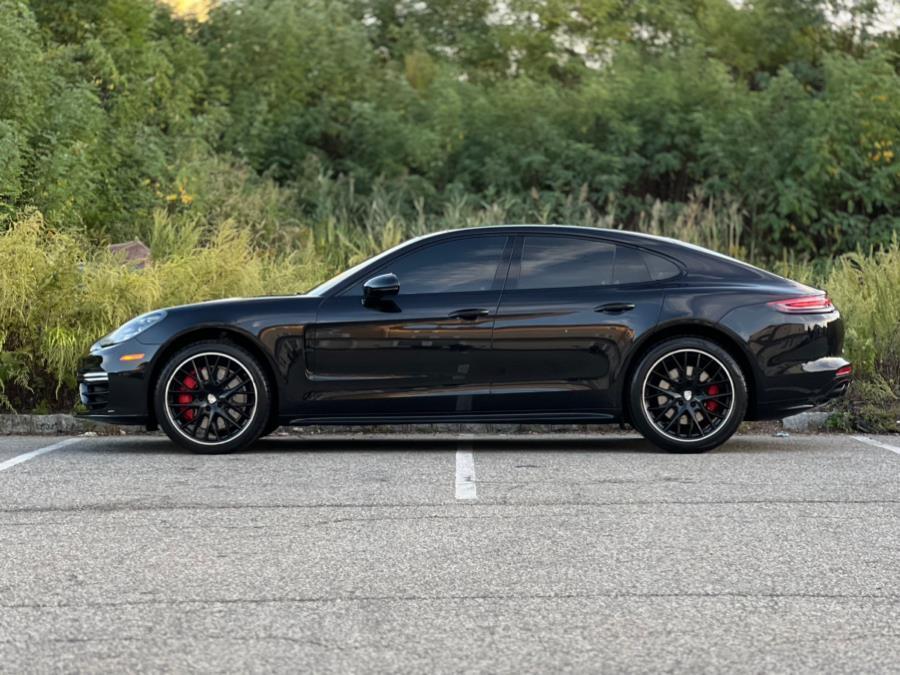 used 2020 Porsche Panamera car