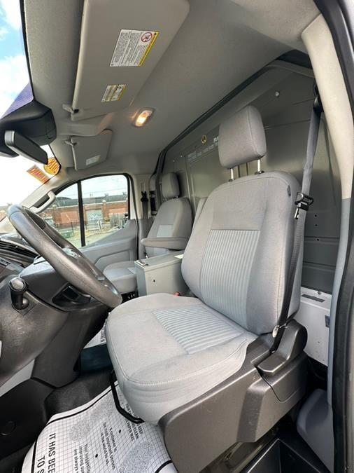 used 2018 Ford Transit-250 car