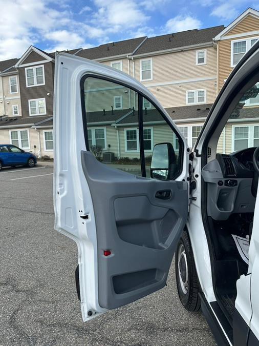 used 2018 Ford Transit-250 car