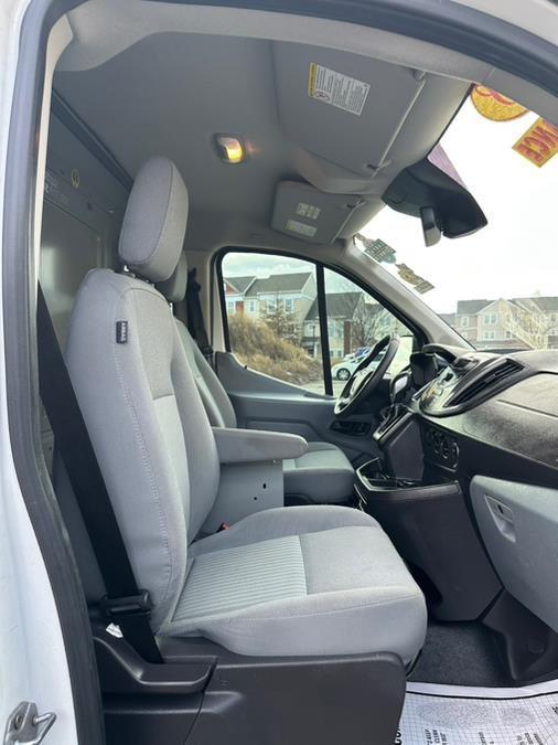 used 2018 Ford Transit-250 car