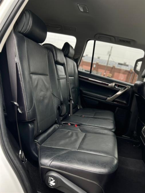 used 2018 Lexus GX 460 car, priced at $27,387