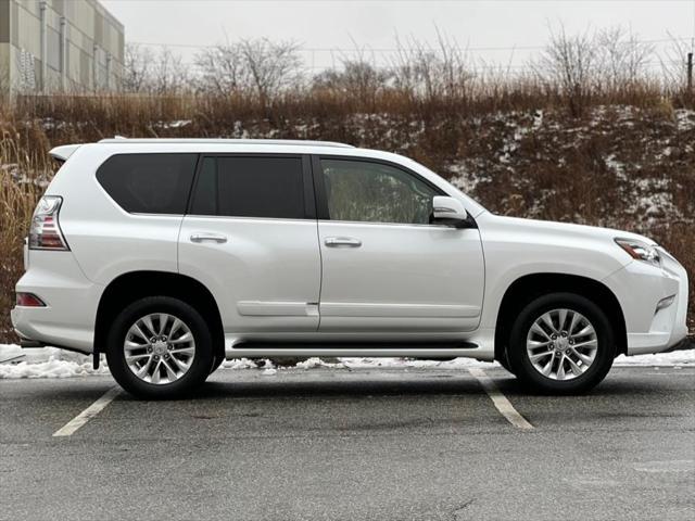 used 2018 Lexus GX 460 car, priced at $27,387