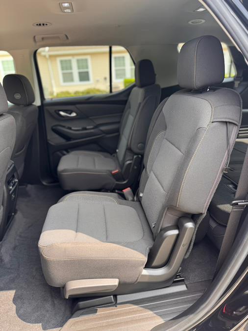 used 2020 Chevrolet Traverse car, priced at $16,487